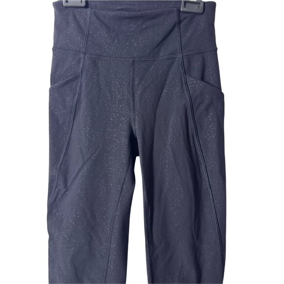 Lululemon Womens High-Rise Dark Black Patterned Leggings Size 4 With Pockets - Picture 3 of 6